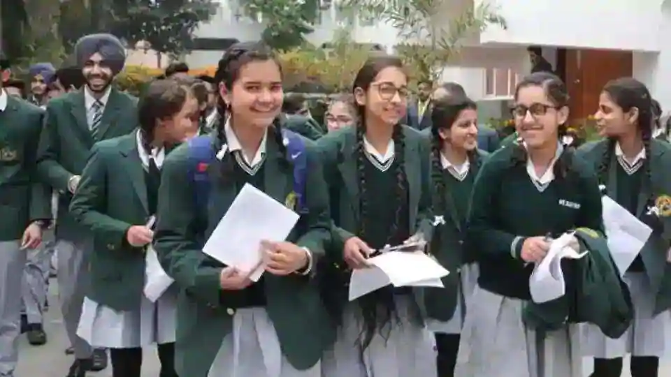 Girls outshine boys as JKBOSE declares class 12 results in summer zone Jammu - education