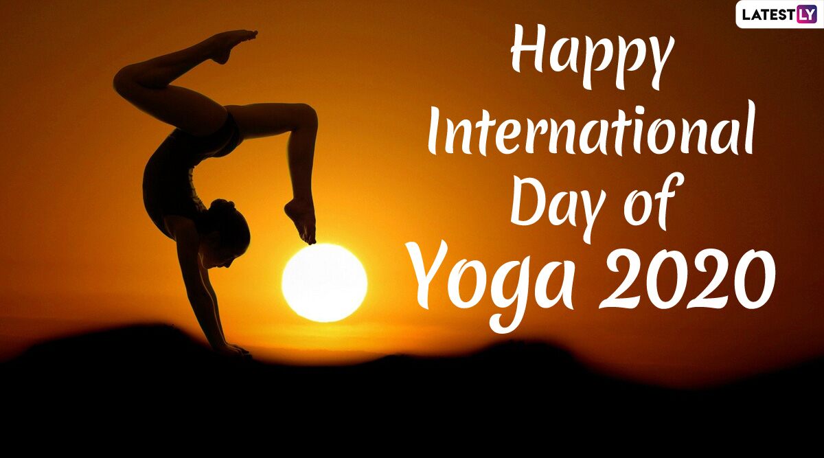 International Day of Yoga 2020: Indians Perform 12 Asanas of Surya Namaskar! Videos of Netizens Performing Sun Salutations Go Viral and They Will Fill You Up With Energy!