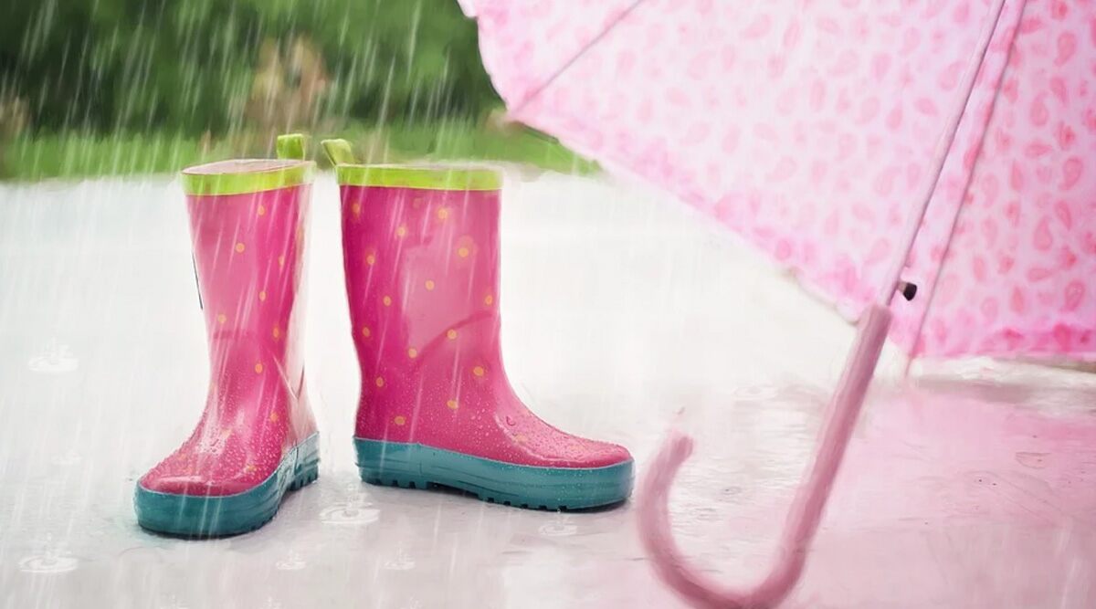 Monsoon 2020 Foot Care: How to Keep Your Feet Free of Germs and Silky Smooth This Rainy Season?