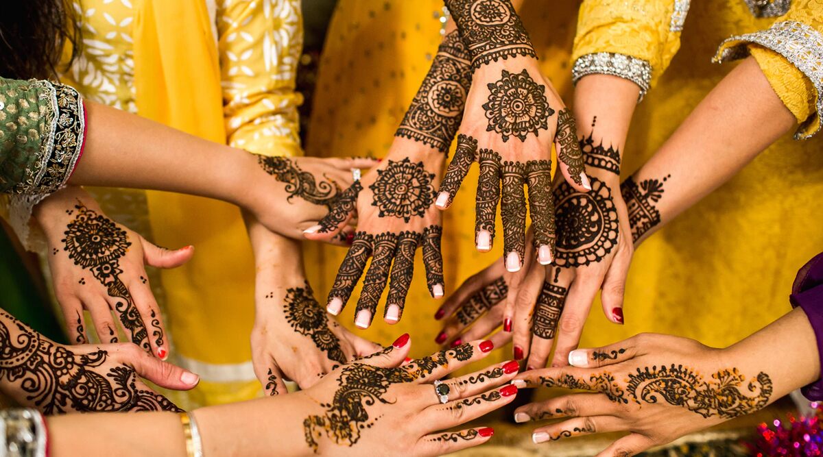 Quick 5-Minute Vat Purnima 2020 Mehndi Designs For Hands: Simple Henna Patterns to Apply at Home For The Hindu Festival! Watch Easy Mehandi Design Videos