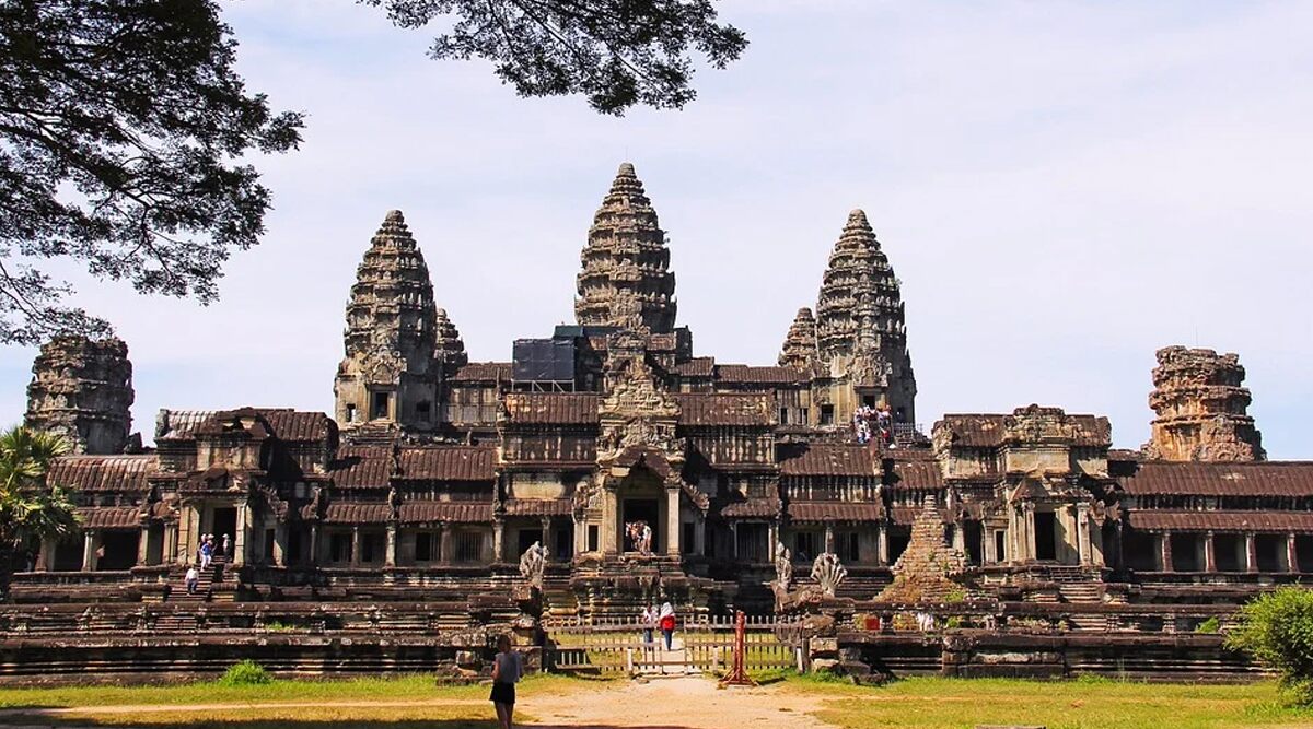 The New Normal? Tourists in Cambodia Will Have to Pay $3000 Extra Deposit For COVID-19 Tests to Their Funeral Costs!