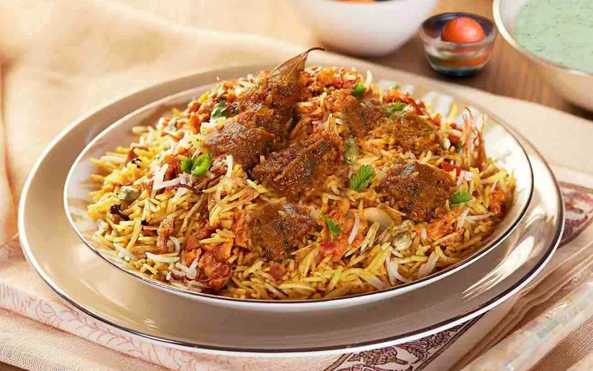 Bakrid 2020 Mutton Biryani Recipe: Quick and Easy Way to Prepare Delicious Mutton Biryani for Eid al-Adha at Home (Watch Tutorial Video)