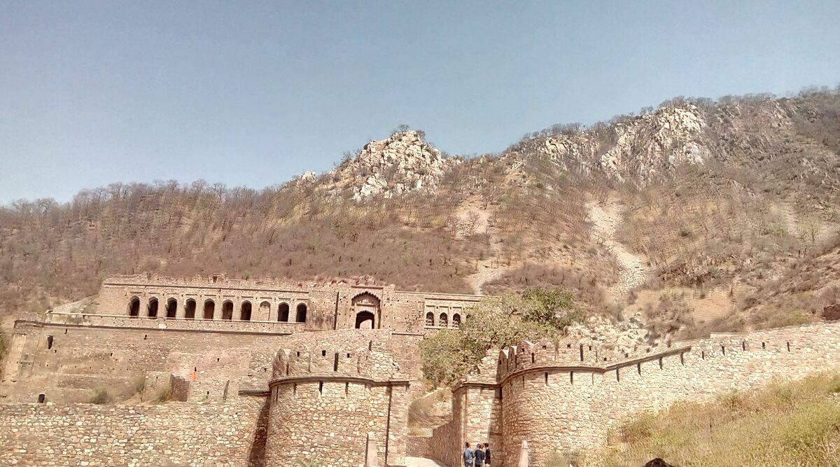Bhangarh Fort in Rajasthan Horror Stories: Know About The Ghosts of Most Haunted Fort in India