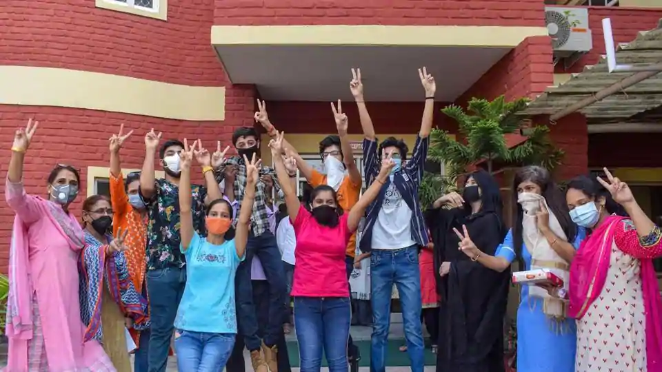CBSE 12th results: Two boys top Uttarakhand with 498/500 marks, pass percent rises by 9% - education
