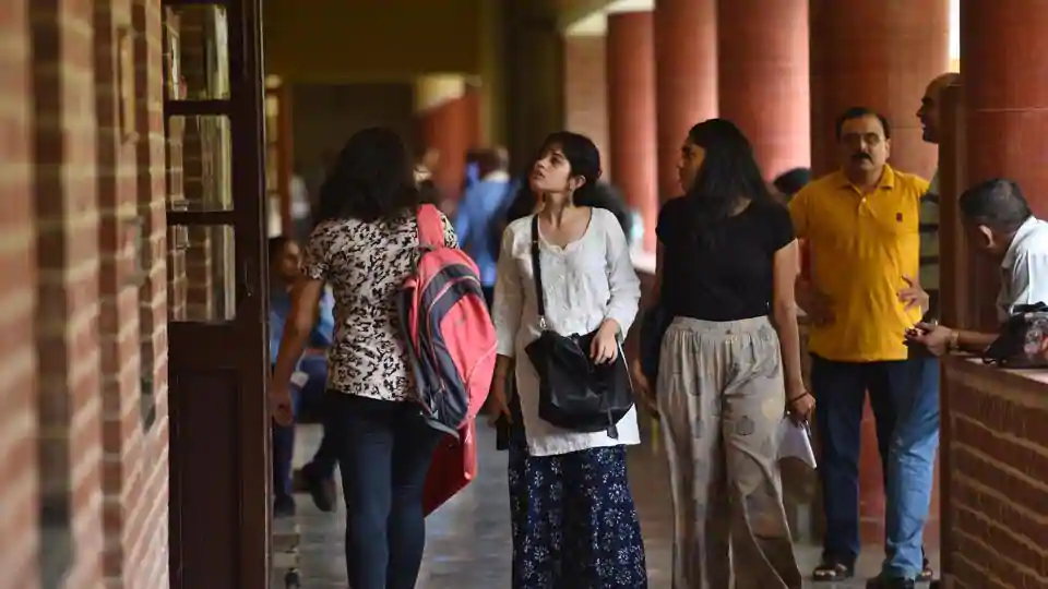 DU postpones final year online open-book exam till August 15 - education