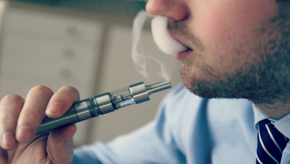 Increased Risks for COVID-19 Patients Who Smoke, Vape: Study