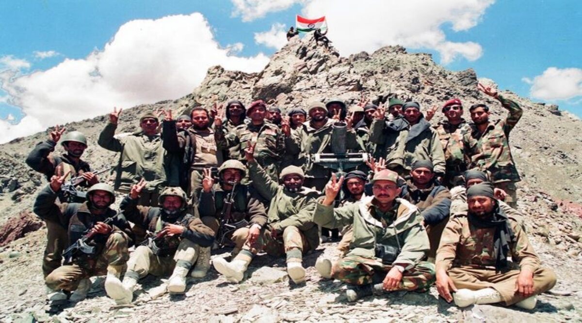 Kargil Vijay Diwas 2020 Wishes and Messages Trend Online: Netizens Pay Tribute to Kargil War Heroes and Salute The Martyrs For The Success of Operation Vijay