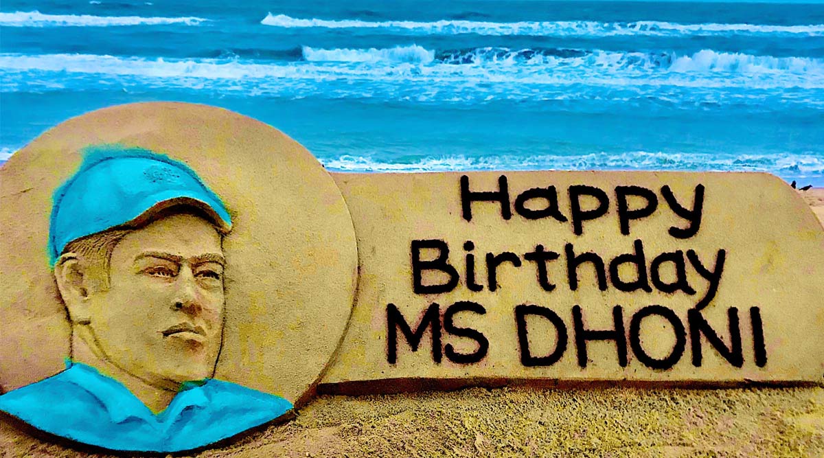 MS Dhoni Birthday: Sudarsan Pattnaik Pays Tribute to Former Indian Captain With His Amazing Sand Art (View Post)