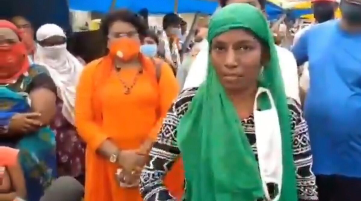 Raeesa Ansari, Fruit Seller With PhD in Material Science, Stuns Onlookers With Her Fluent English As She Expresses Her Displeasure Over COVID-19 Restrictions in Indore (Watch Video)