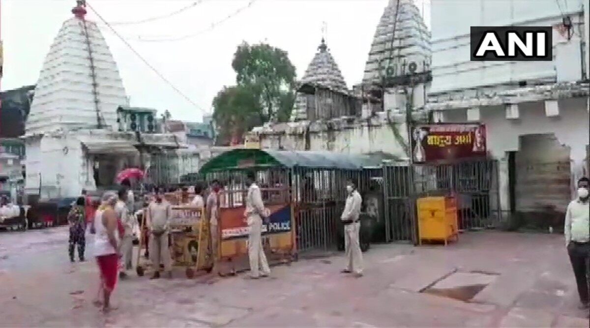 Sawan 2020: Prayers Offered at Deoghar's Baba Baidyanath Temple in Jharkhand