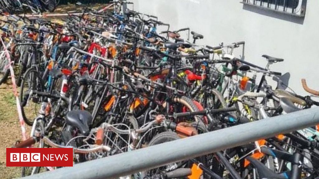 Bid to find owners of 118 'stolen' bikes found in Hackney