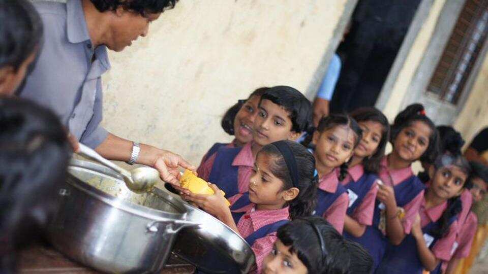 New Education Policy: Breakfast for school children besides mid-day meals - education