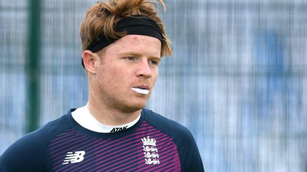 Ollie Pope: England & Surrey batsman out for four months