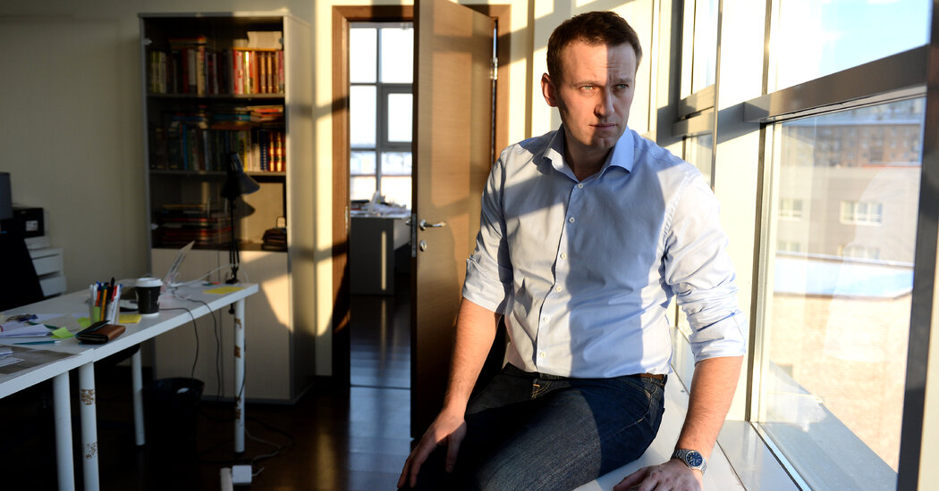 For the Kremlin, Aleksei Navalny Is a Threat It Cannot Speak Of