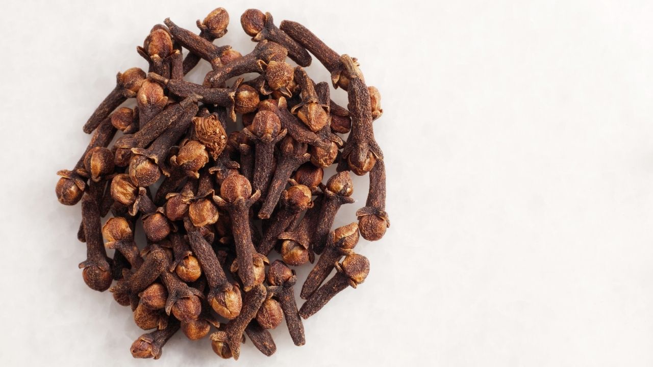 Clove is the cure for many stomach problems ranging from toothache