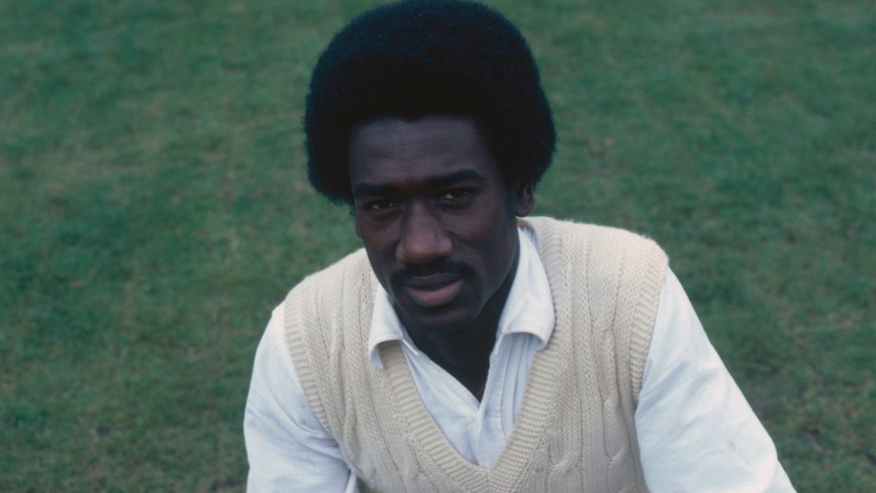 Former West Indies cricketer Ezra Moseley dies in road accident #RIPEzraMoseley