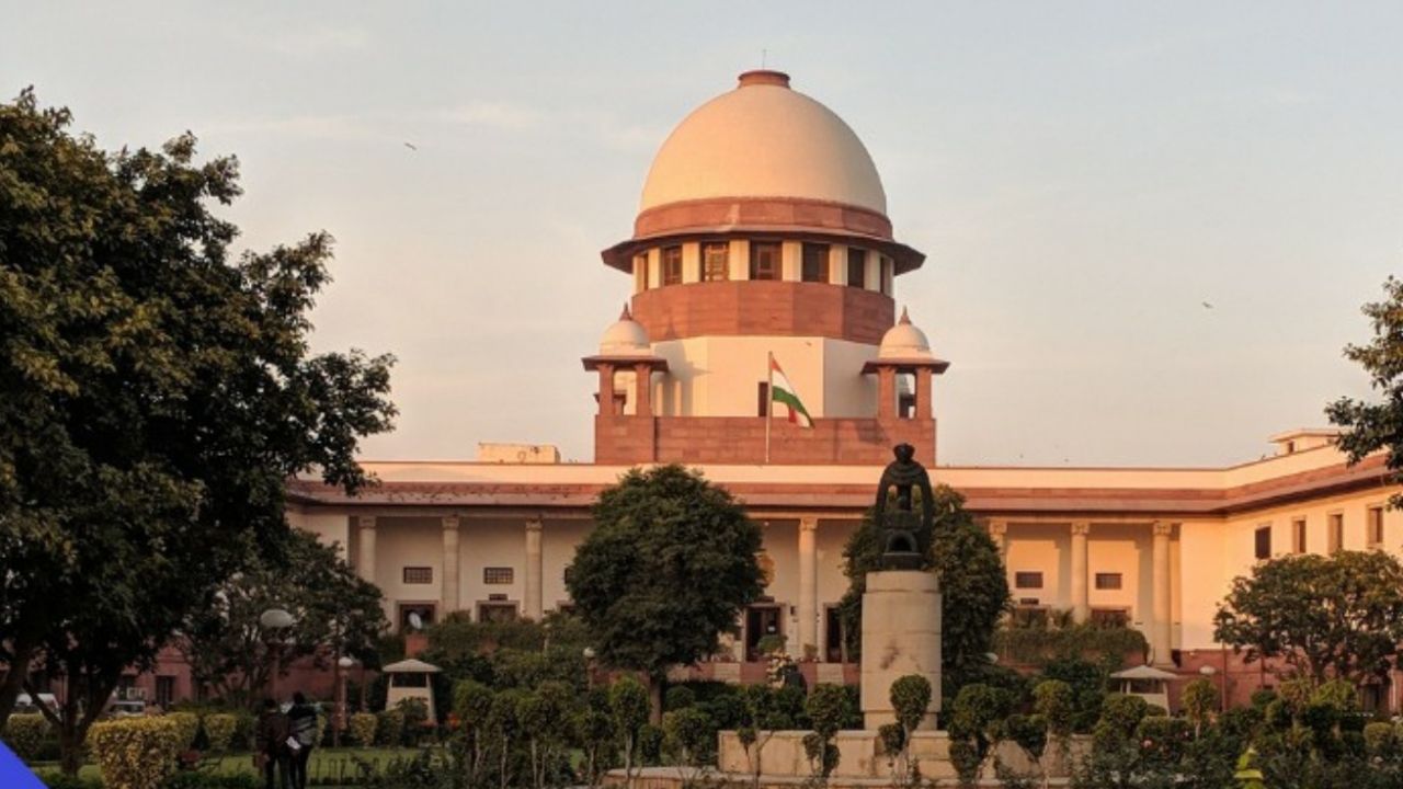 COVID: SC's lawyer's rebuke 'for giving a statement without reading order'