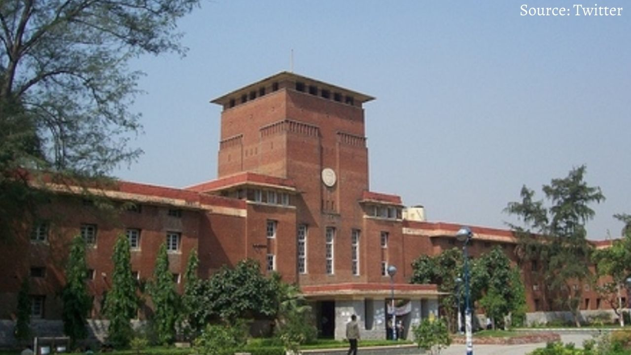 Delhi University teachers strike to protest against non-payment of salary