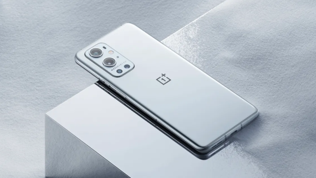 OnePlus 9 Pro First Look