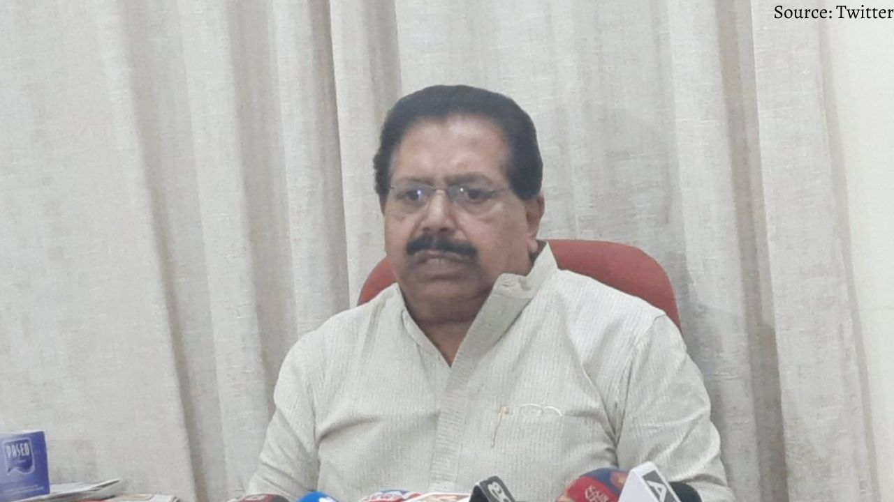 Senior Congress leader PC Chacko resigns, a letter sent to Sonia #SoniaGandhi #PCChacko