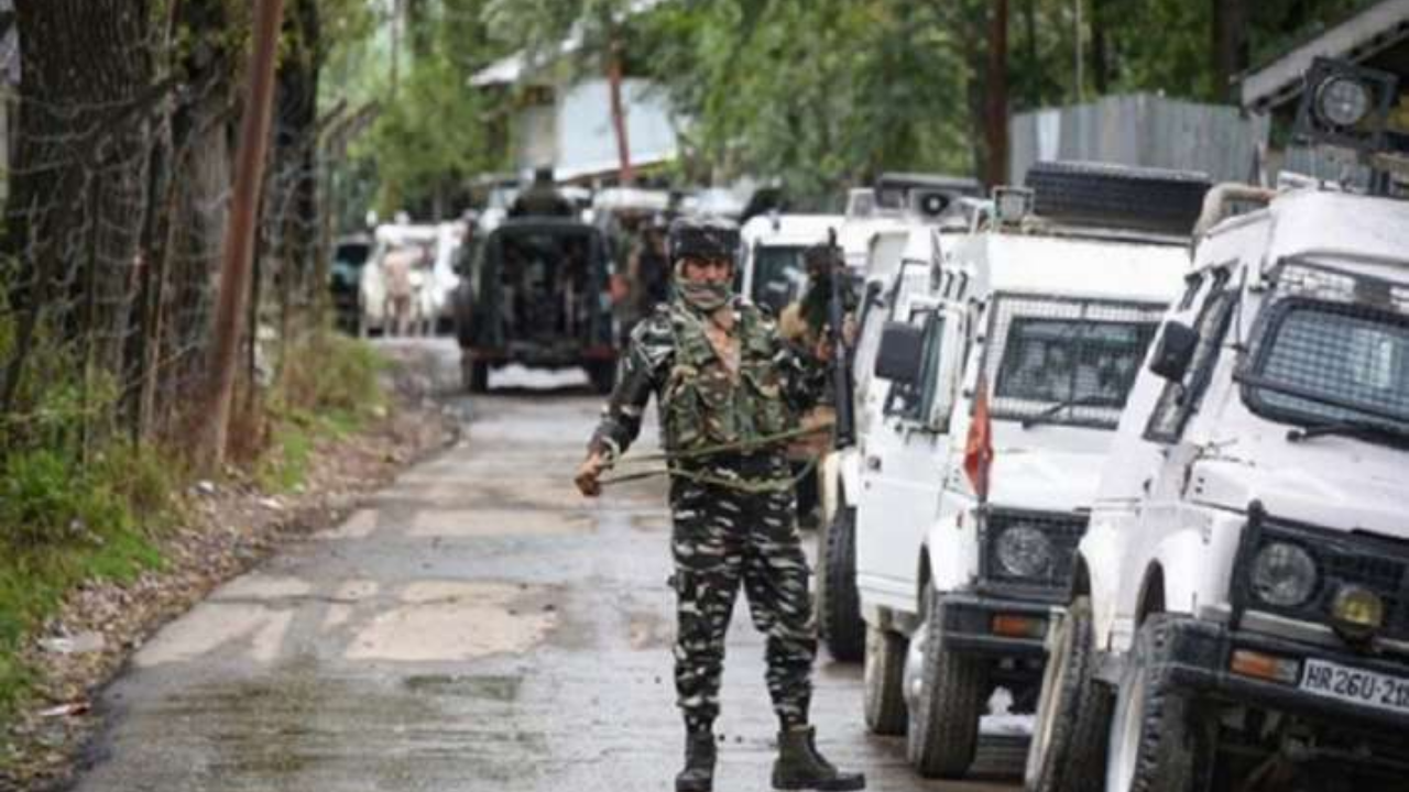 Security forces in Kashmir get a big success, 3 terrorists who attacked BJP leader's house, killed in operation