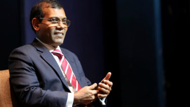 Maldives: Former President Mohamed Nasheed injured in a bomb blast
