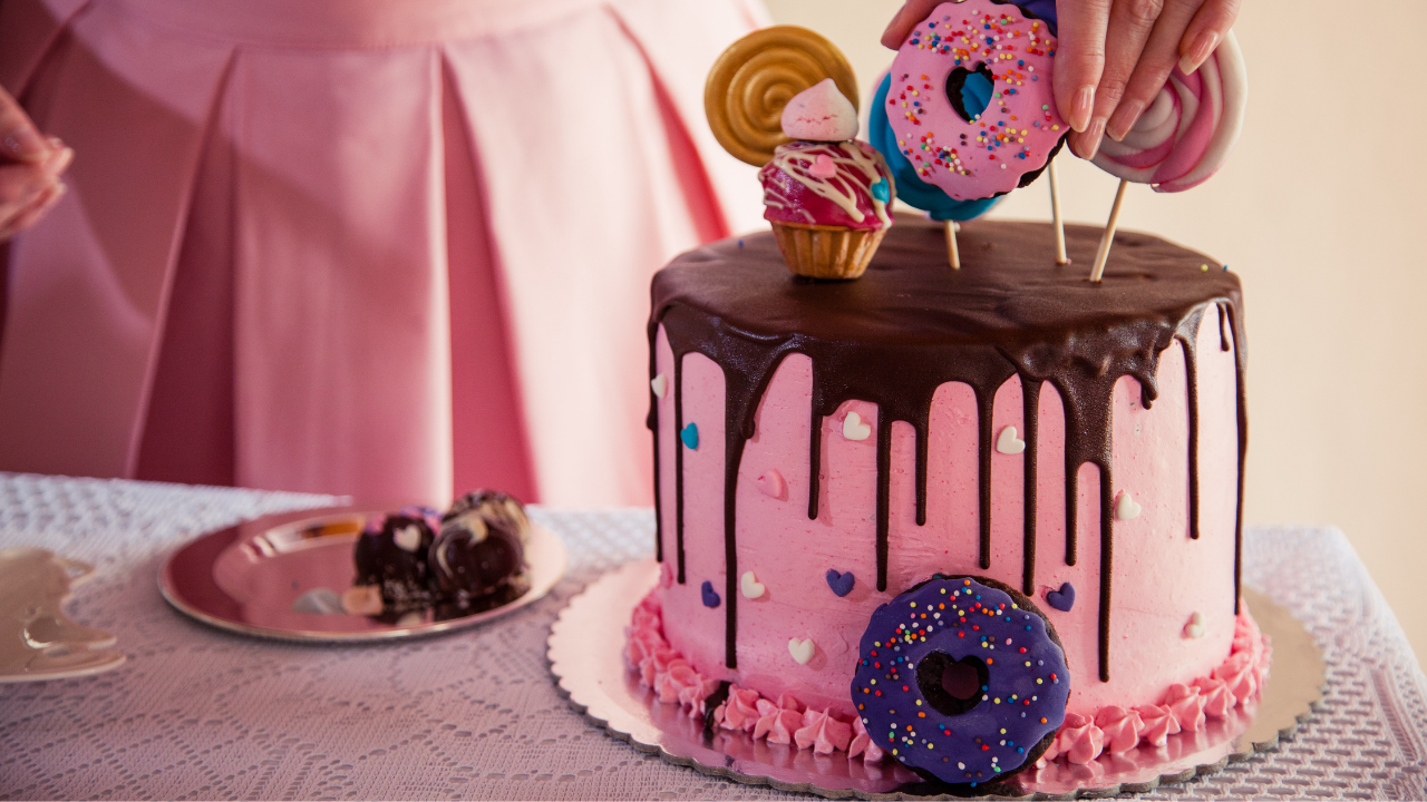 9 scrumptious and reasonable cakes for birthday parties