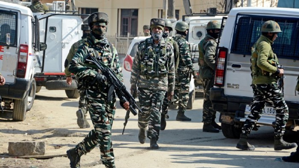 3 Terrorists including Lashkar commander Mudasir Pandit encountered in Sopore