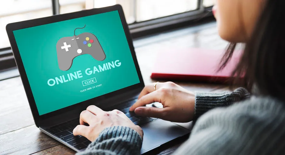 The Evolution and History of Online Gaming