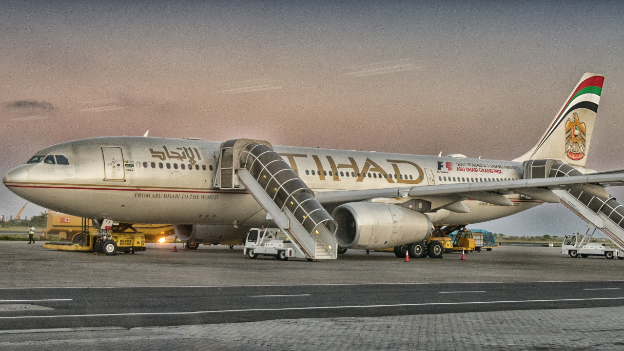 UAE May Extend Flight Suspension for Different Countries Amid COVID Crisis