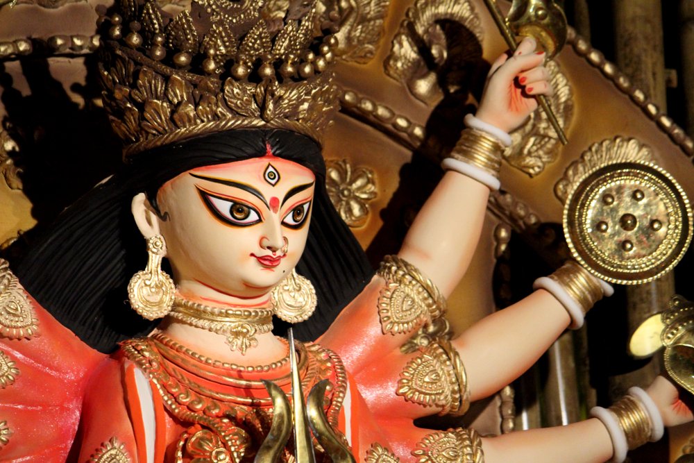Navratri Colours 2021: Checkout the colour list for 9 Holydays and their significance