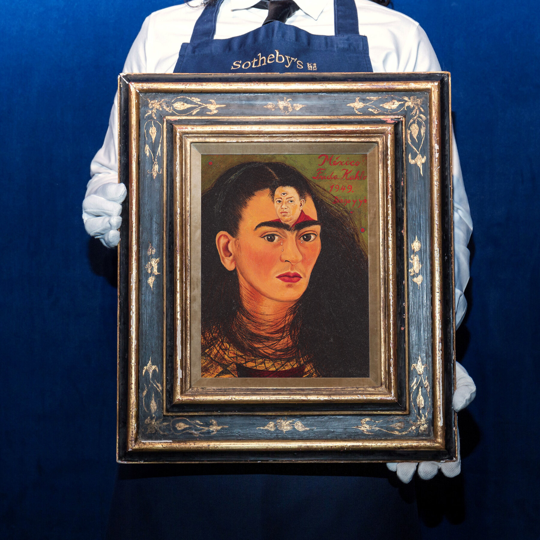Frida Kahlo portrait sells for a record $34.9 million in New York auction