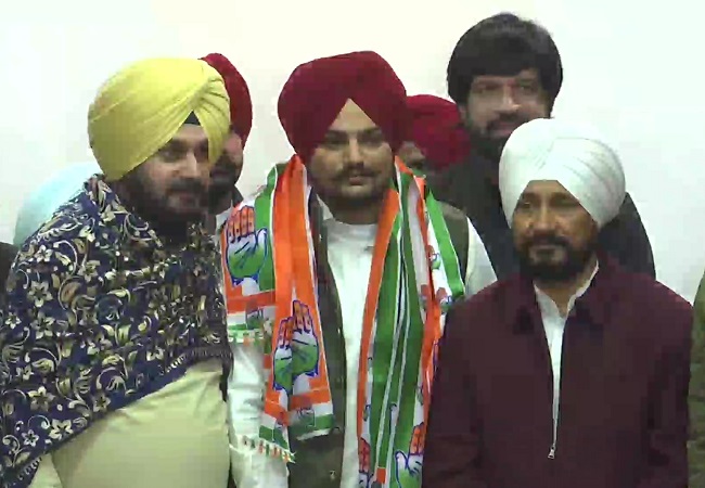 Breaking News: Famous Punjabi Singer Sidhu Moose Wala joins Congress