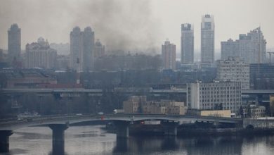 Ukraine: Explosions heard in central Kiev