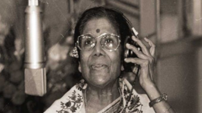 المغنية Sandhya Mukhopadhyay التي رفضت وفاة بادما شري عن عمر يناهز 91 عامًا