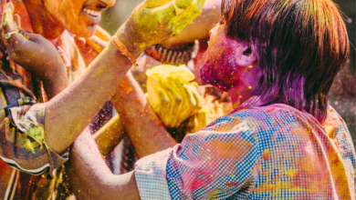 Happy Holi 2022: Best Instagram Captions, WhatsApp DP, Twitter Posts, Reddit Quotes, Banners, and Drawings to Greet Anyone You Want