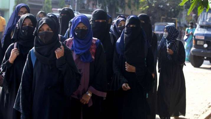 صف الحجاب: المنظمات الإسلامية تدعو كارناتاكا بانده في 17 مارس
