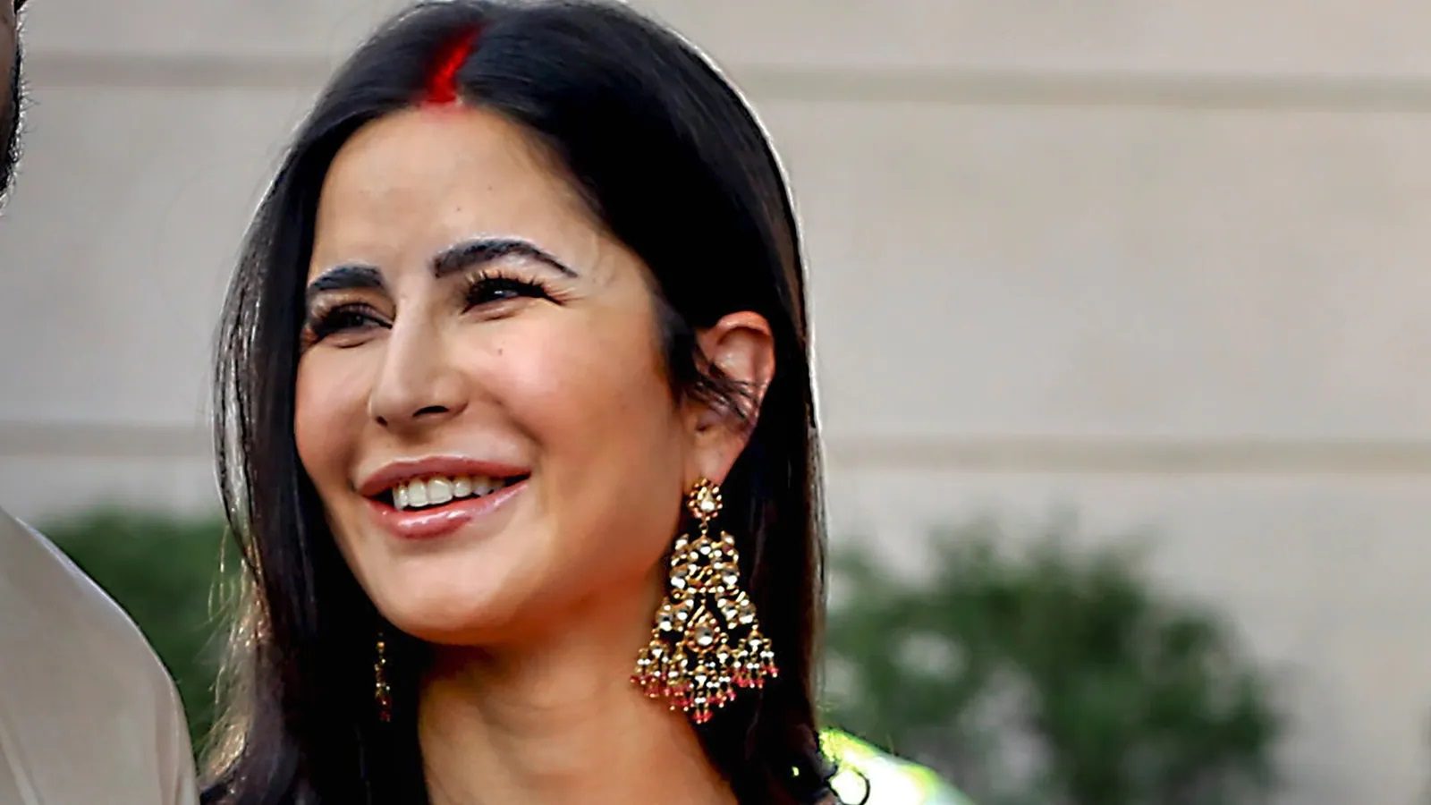 Katrina Kaif Flashes Her Beautiful Smile And Gets Everyone Smitten: Pics
