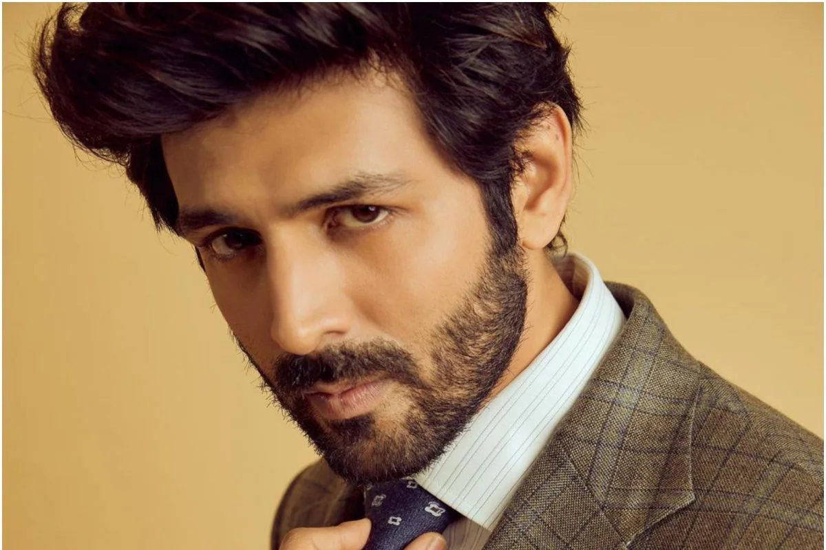 Kartik Aaryan Creating A Style Statement And It's Giving The Vibe: Pics