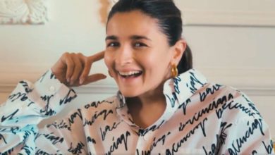 Alia Bhatt Posts Cute Pictures With Her BFF In London, Karisma Kapoor Comments: Pics