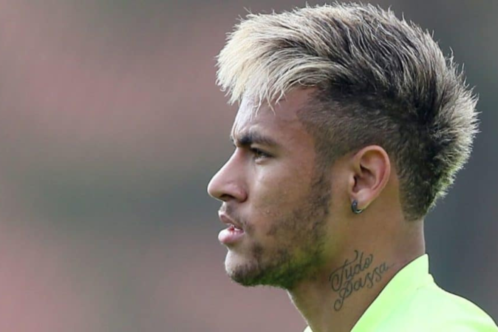 Brazilian Footbaler Neymar Jr hairstyle