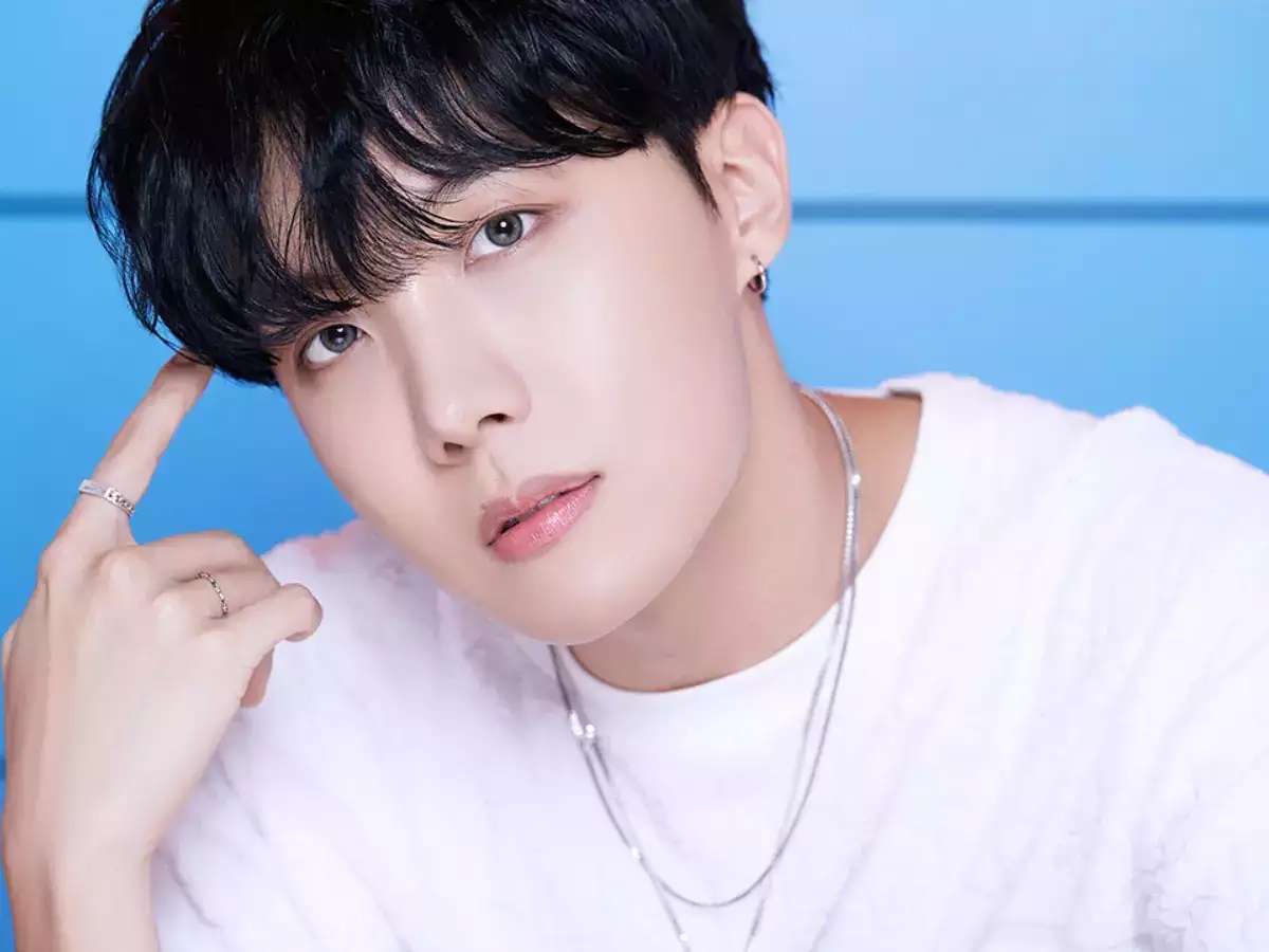 BTS J-Hope's Rap: Watch How Lollapalooza Staff Reacts After Seeing His Rapping Skills