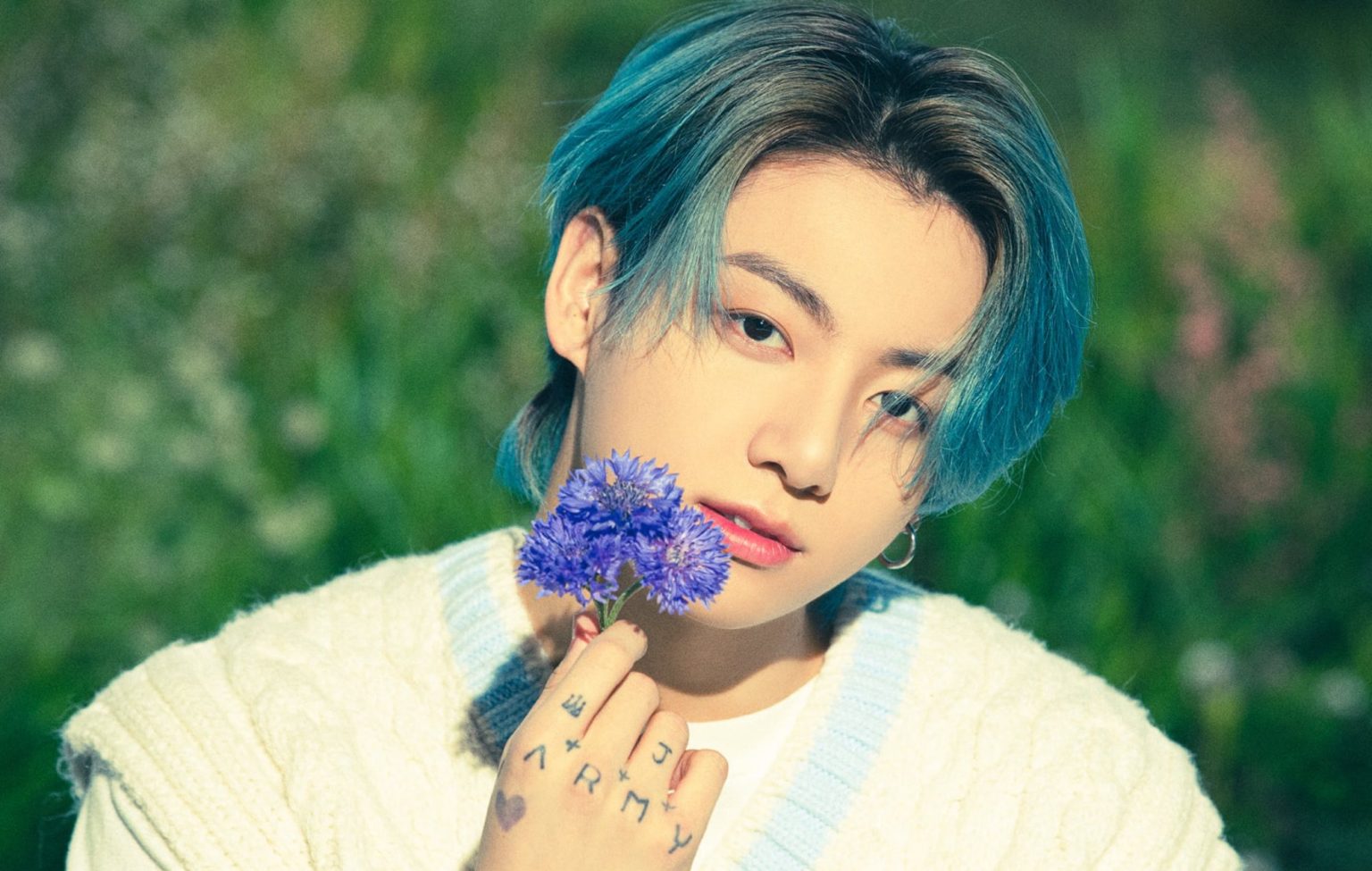 Jungkook's Blue Hair in "Save Me" Music Video Leaves Fans Breathless - wide 10
