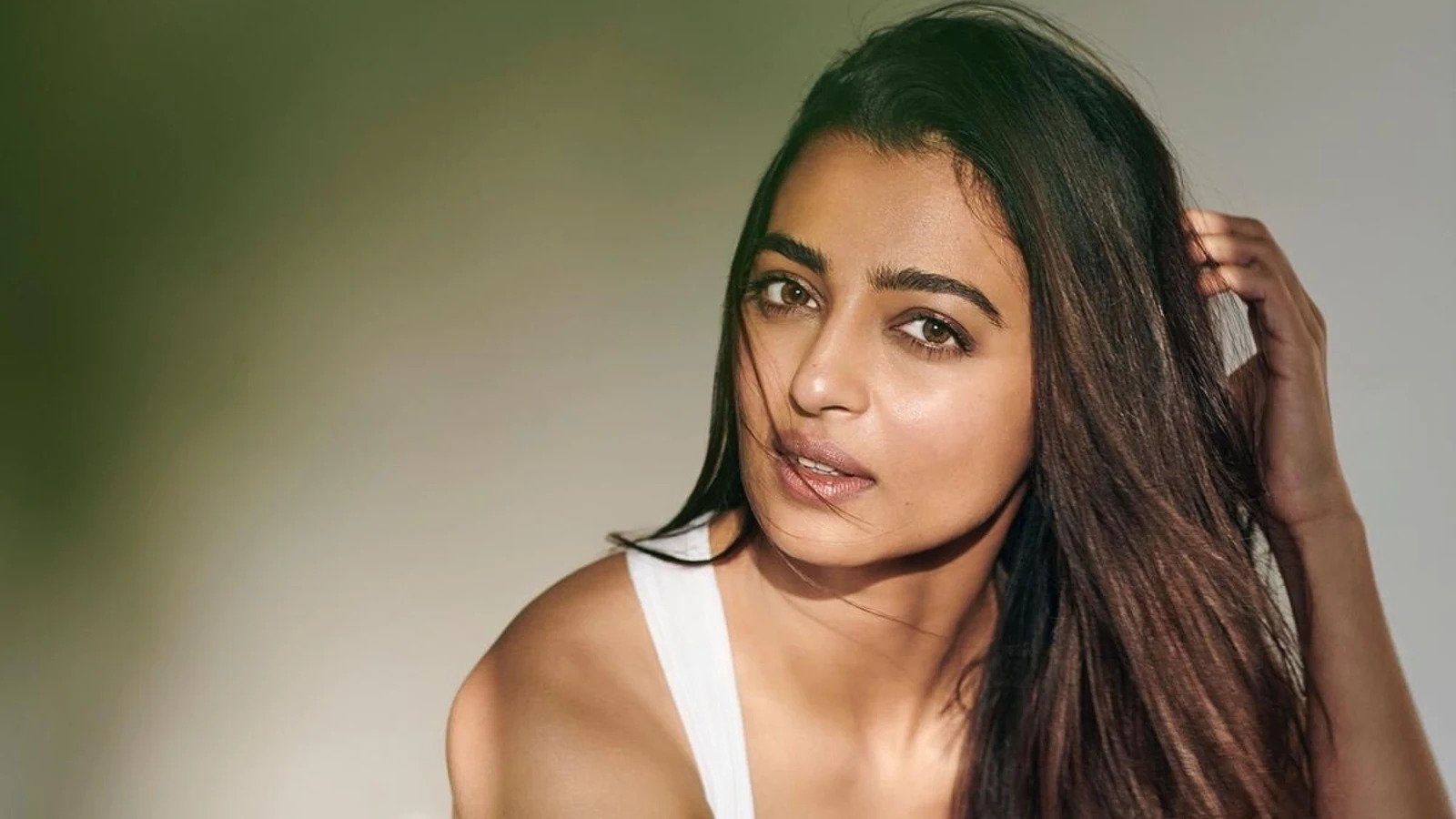 Happy Birthday Radhika Apte: 7 Hot Pictures of the 'Forensic' Actress