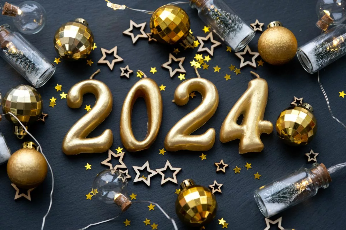 Happy New Year 2024: Best HD Images, Wishes, Quotes, Greetings, Messages, and Posters for Business Clients/Customers