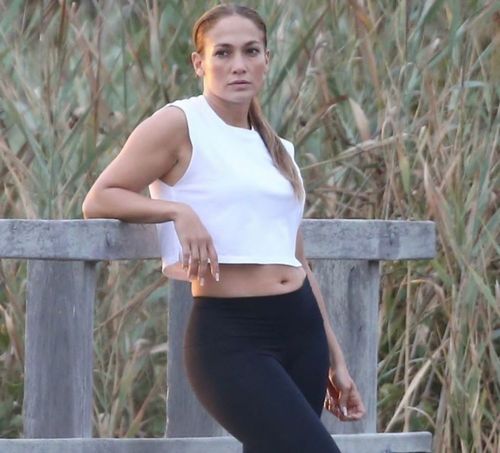 Jennifer Lopez No Makeup Pics