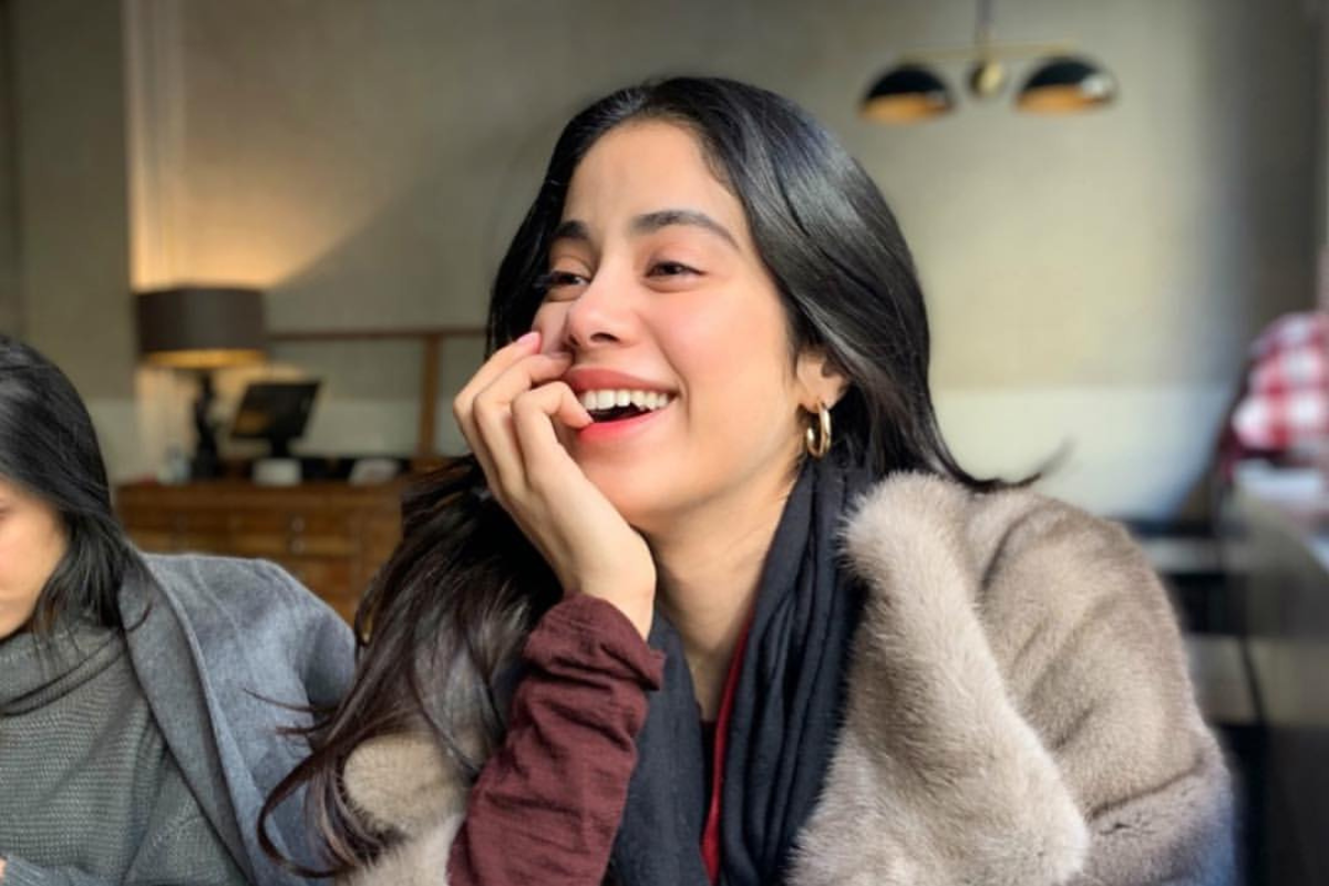 15+ Janhvi Kapoor No Makeup Looks, Where Diva's Flaunting Her Natural beauty