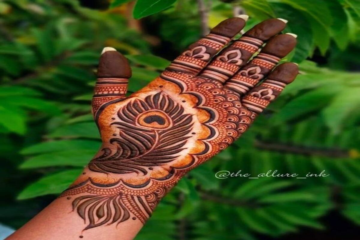 30 Unique Mehndi Designs To Choose From To Stand Out During The Wedding Ceremony [2023]