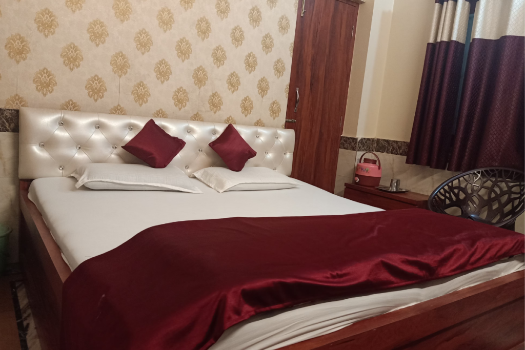 Best Hotel in Vrindavan near Prem Mandir