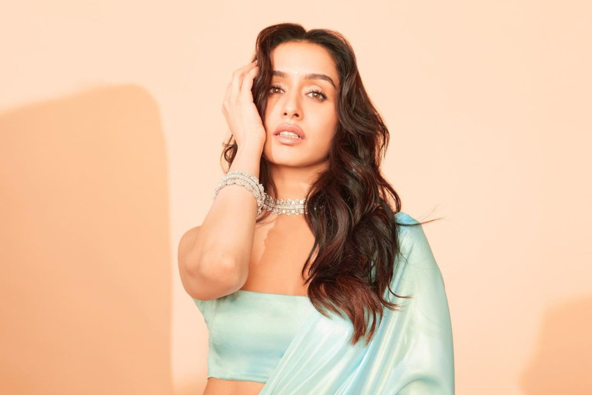 Shraddha Kapoor's Sexy and Bo*ld Looks While Donning A Green Saree Went Viral And Caught Attention